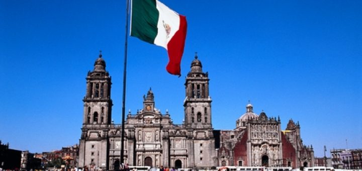 Telcos y finanzas: AT&T México lanzó dos tarjetas de crédito como estrategia innovadora para captar usuarios