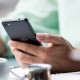 CRC pone límites al precio de SMS para banca móvil