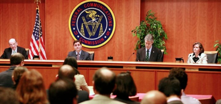 FCC propone reclasificar Internet como servicio público