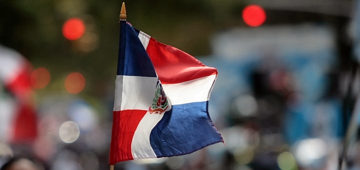 Bandera de República Dominicana. Imagen: Paul Stein/Flickr.