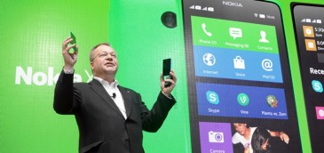 Stephen Elop, vicepresidente ejecutivo de Nokia Devices & Services, durante la presentación de la serie Nokia X. Imagen: Nokia.