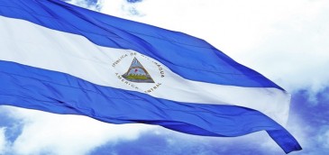 Bandera de Nicaragua. Imagen: Alberto Ramírez / Flickr.
