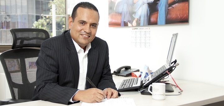 Diego Mauricio Serna, director de telefonía pública de Une EPM. Imagen: Une EPM.