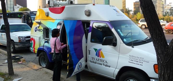 La utilidad de TV Azteca cayó un 49% en 2013