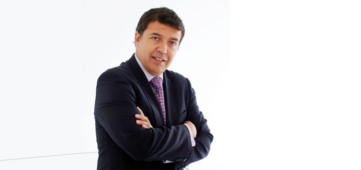 Manuel Araya, gerente de Regulación y Asuntos Corporativos de Entel. Imagen: Entel.