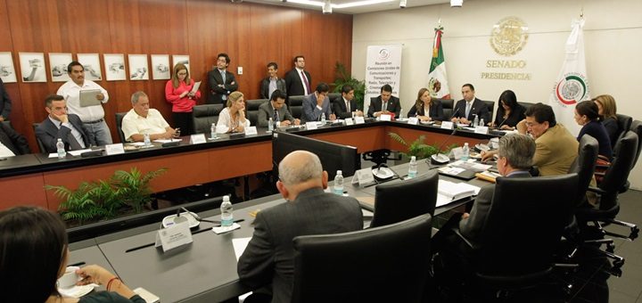 Reunión de trabajo de las comisiones unidas de Comunicaciones y Transportes; de Radio, Televisión y Cinematografía; y de Estudios Legislativos. Imagen: Senado de México.