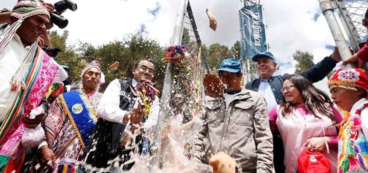 Imagen:Inauguración de base móvil en Pucartambo/telefónica