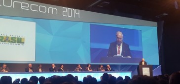 “El acceso a Internet es tan importante como el suministro de agua”, afirma el ministro de Comunicaciones