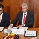 Firma de convenio marco entre SCT e Ifetel. Imagen: SCT