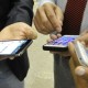 Argentina reduce carga impositiva para teléfonos celulares