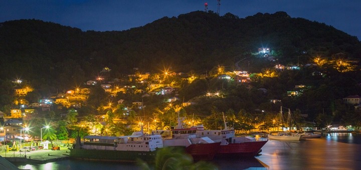 San Vicente y las Granadinas intercederá para mejorar el acceso local a banda ancha