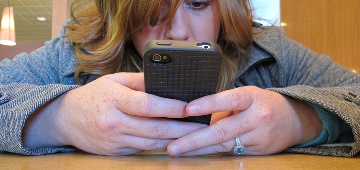 El 22% de los usuarios revisa su celular cada cinco minutos