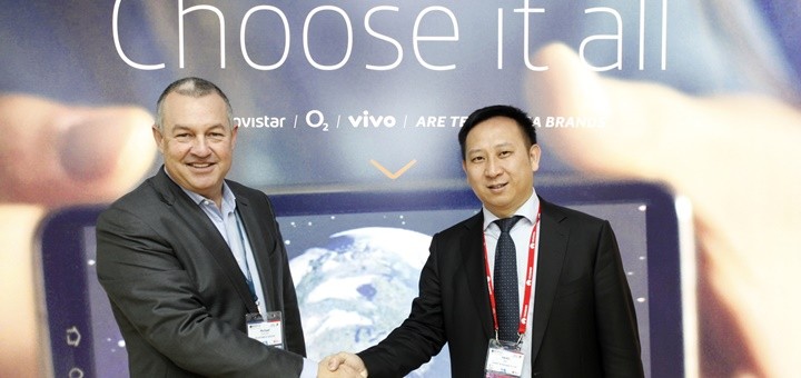 Michael Duncan, director general de la Unidad de Consumo de Telefónica y Haixu Ma, presidente de Red Central de Huawei. Imagen: Telefónica