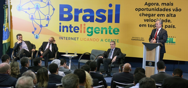 Presentación del plan Brasil Inteligente. Imagen: Ministerio de Comunicaciones