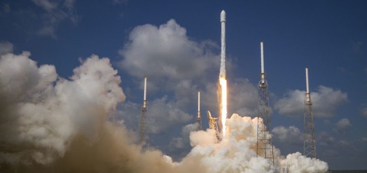 Lanzamiento del satélite Eutelsat 117 West B. Imagen: SpaceX