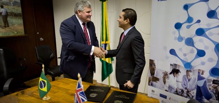 Brasil y Reino Unido firman acuerdo bilateral en innovación. Imagen: ministro de Industria, Comercio Exterior y Servicios de Brasil.