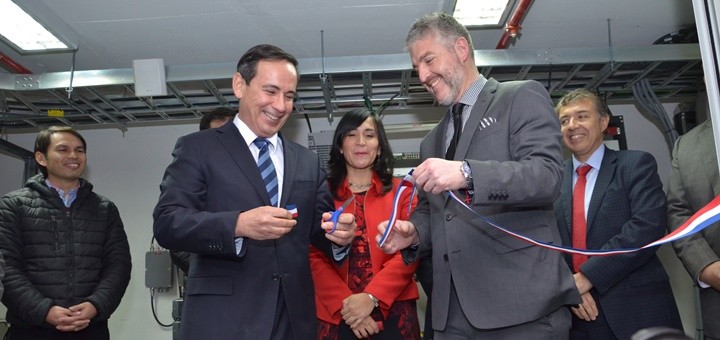 Chile inauguró laboratorio de certificación. Imagen: Subtel.