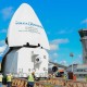 El satélite 37e llega al aeropuerto de Cayena, en Guayana Francesa. Imagen: Intelsat.