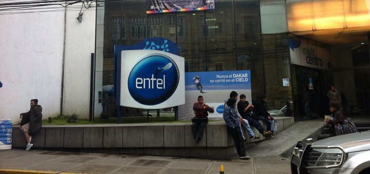 Edificio de Entel Bolivia. Imagen: Voces Bolivianas/Flickr.