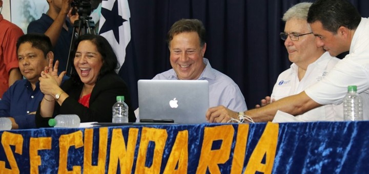 Juan Carlos Varela presenta Red Nacional de Internet. Imagen: Presidencia de Panamá.