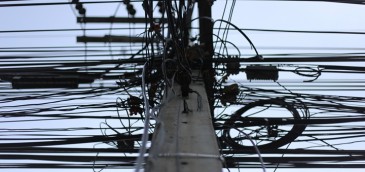 Chile refuerza su estrategia de retiro y ordenamiento de cableado de telecomunicaciones