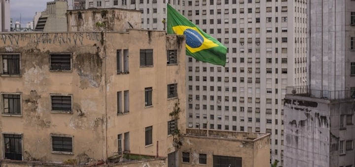 Sólo el 2% de los municipios de Brasil cuentan con una legislación moderna para antenas