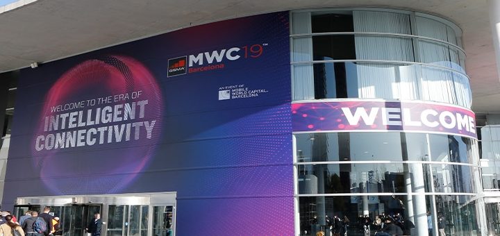 MWC inicia con primeros móviles 5G y smartphones plegables que buscan desplazar a las tablets