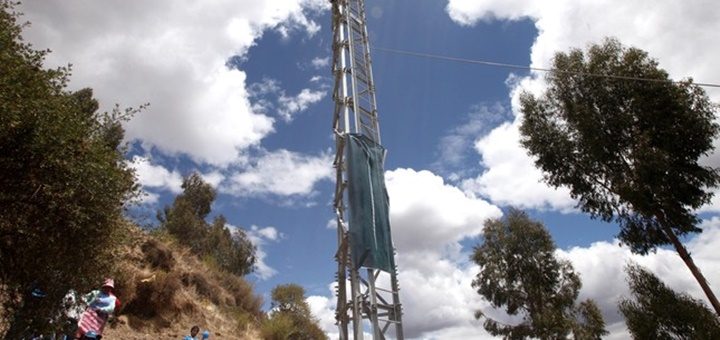 Perú permitirá que antenas rurales sean arrendadas para expandir la cobertura de telefonía e Internet