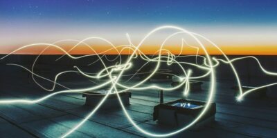 TIM Brasil comienza a vender energía con Eletrobras: ahorro del 30% para pymes y nuevo modelo regional