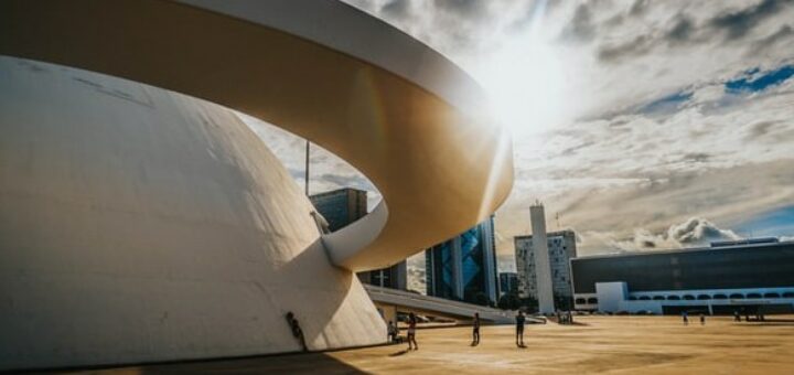 Al final, se adelantó: Brasil activará sus primeras antenas 5G en su capital este jueves y ya se trabaja en la hoja de ruta de las próximas ciudades