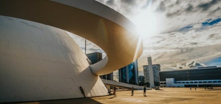 Al final, se adelantó: Brasil activará sus primeras antenas 5G en su capital este jueves y ya se trabaja en la hoja de ruta de las próximas ciudades