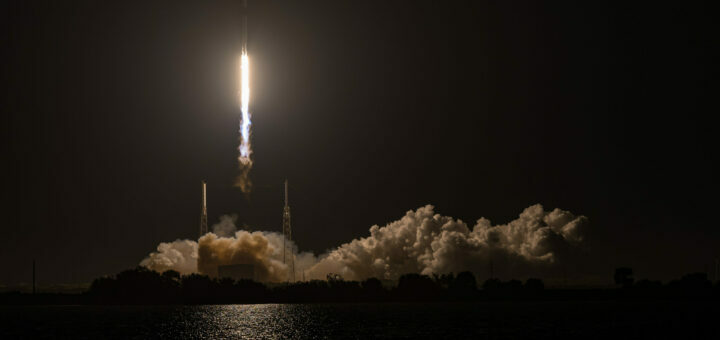 La industria satelital batió en 2022 el récord de lanzamientos por quinto año consecutivo