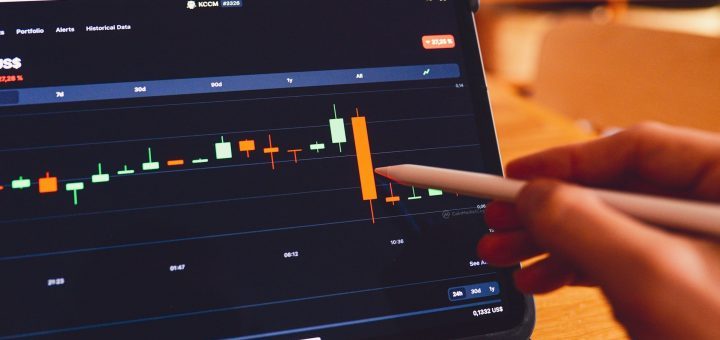 América Móvil ganó clientes y aumentó ingresos en el segundo trimestre pero no fue suficiente y perdió más de US$ 61 millones