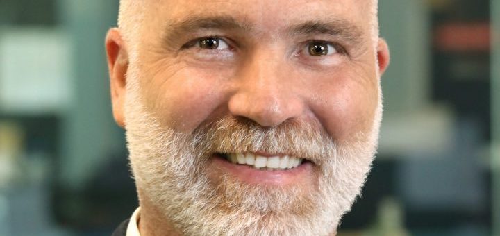 “Esta explosión digital no va a parar; hay que subirse a ese barco, entenderlo y reinventarse”